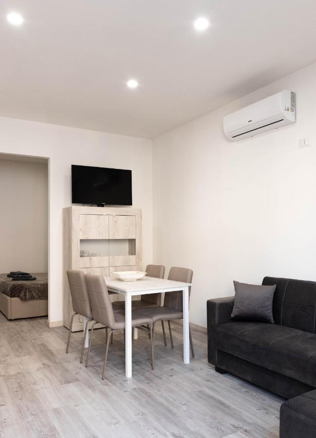 Caus Relax Appartement Oristano Buitenkant foto